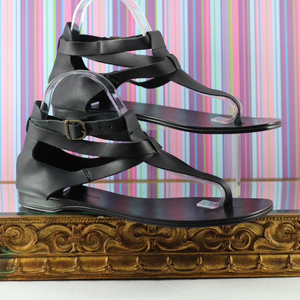 NWOT EMU Black Leather sandals